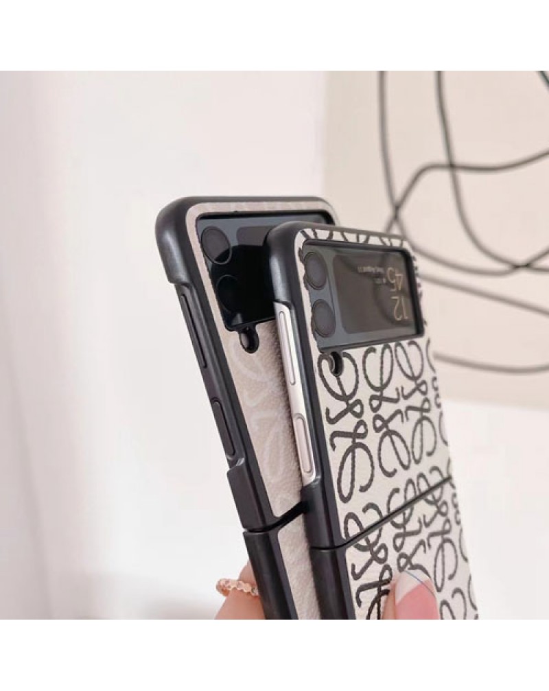 ロエベ Galaxy Z Flip6/Z flip5/z flip3/z flip4ケース折り畳み loewe Galaxy Z Fold6/Z fold5 z fold4/z fold3/z fold2ケースブランドギャラクシーz flip3/z flip2/z flip5ケースお洒落ファッション人気保護性