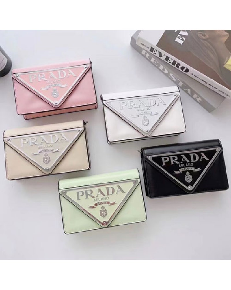 プラダ iphone16pro/15 pro/15plus/14/14 pro/14plus/14 pro maxケースバッグ型高級iphone13/13pro/12 pro maxケースショルダー prada galaxy s23/s22 ultra/s21+ケースブランドxperia5IV/1IV/10IVケース携帯バッグ人気新作