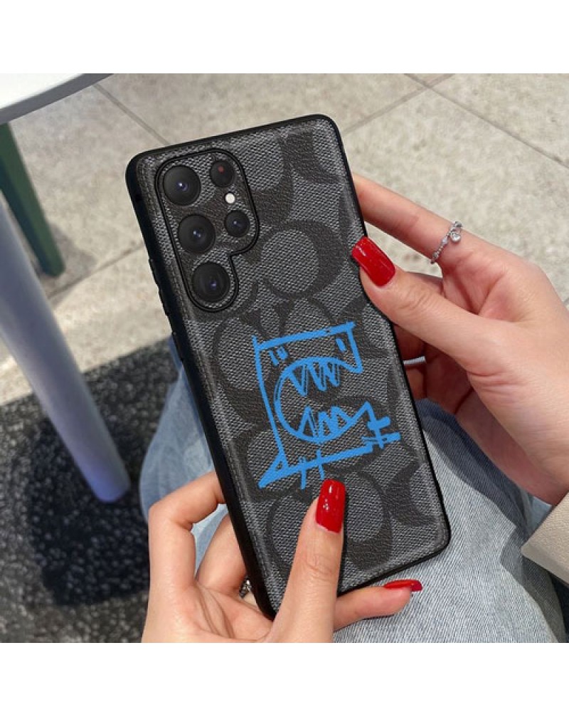 coach galaxy s24/s23 ultra/A54ケースコーチアイフォン16pro/15pro/14pro保護ケース個性落書き iphone14 pro max/13 pro maxケース欧米風iphone12proカバーコーチgalaxy s22 ultra/s21/note20 ultraケースショルダー携帯便利