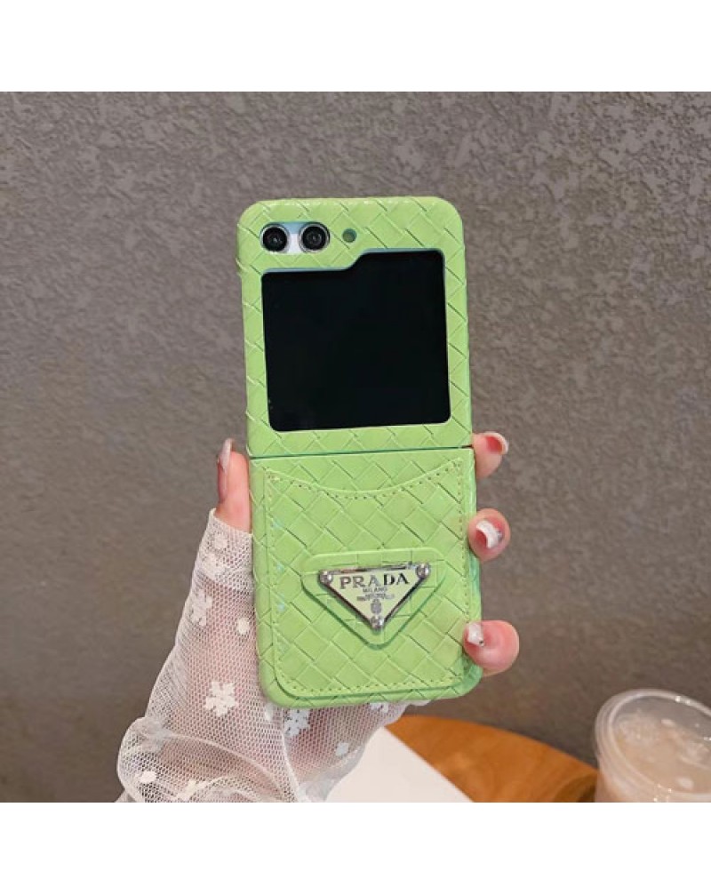 プラダ Galaxy Z flip6/z flip5保護ケースハイブランド ギャラクシーz flip4保護カバー折りたたみカード入れ galaxy z flip3スマホケースPRADAギャラクシーzフリップ5カバーお洒落高級大人気