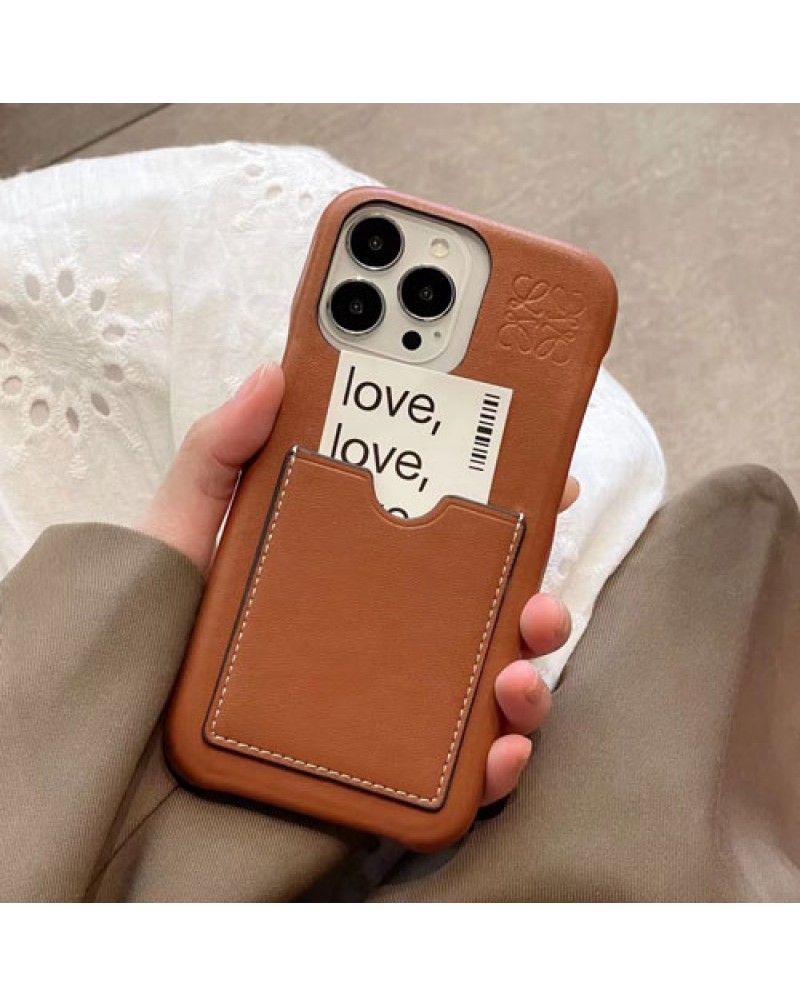 ロエベ iphone 16 pro/15 pro max保護ケースブランド iphone14 proケースブラウン 可愛いiPhone13 pro携帯ケースショルダーアイフォン15 proケース iphone12proカバー高級ハンドベルト付き