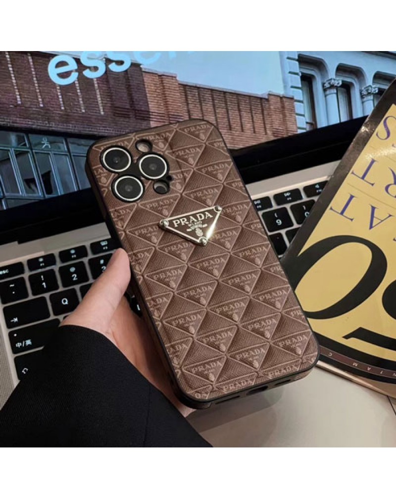 プラダ iphone16pro/15 pro maxケース新作iphone15プロケースブランドアイフォン14 proケース prada iphone13 pro max保護ケースお洒落大人気アイフォン12プロケースレンズ保護耐摩擦