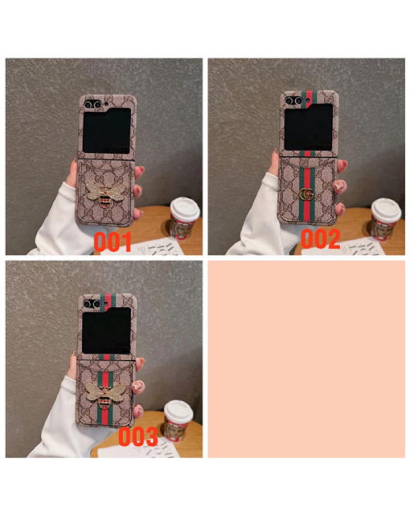 グッチ Galaxy Z flip6/z flip5保護ケースハイブランド galaxy z flip4ケース折畳みギャラクシーz flip3ケースカード入れお洒落ミツバチロゴ付きレザー製保護カバー