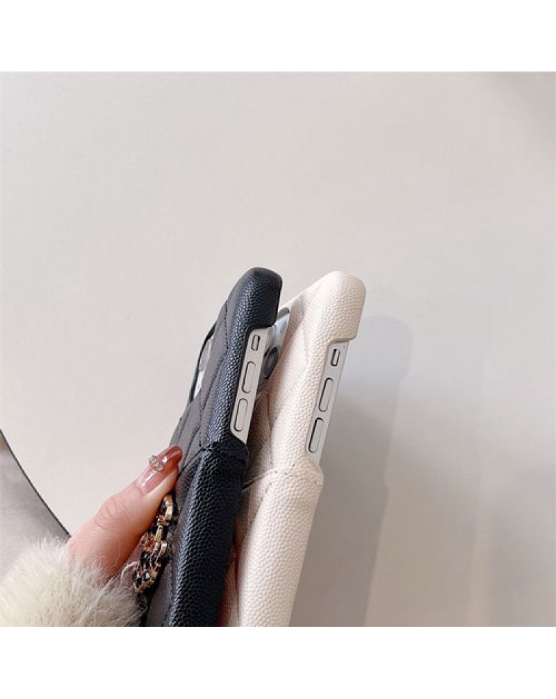 シャネル iphone16 Pro/15 pro max保護ケースカード収納アイフォン15プロケース小香風iphone14 proカバー女性人気ブランドアイフォン13プロ携帯電話ケース菱形高級革製ファッション耐衝撃