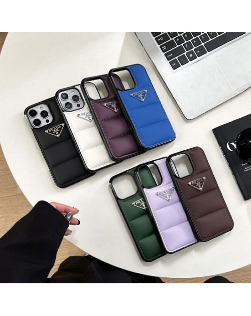 プラダiphone17 air/17 pro maxケースダウンスタイル prada iphone16 pro/15 pro max保護ケースシンプルオシャレアイフォン14/13/12 pro携帯カバー耐摩擦手触りよい