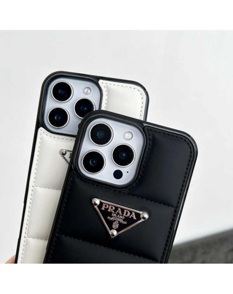 プラダiphone17 air/17 pro maxケースダウンスタイル prada iphone16 pro/15 pro max保護ケースシンプルオシャレアイフォン14/13/12 pro携帯カバー耐摩擦手触りよい