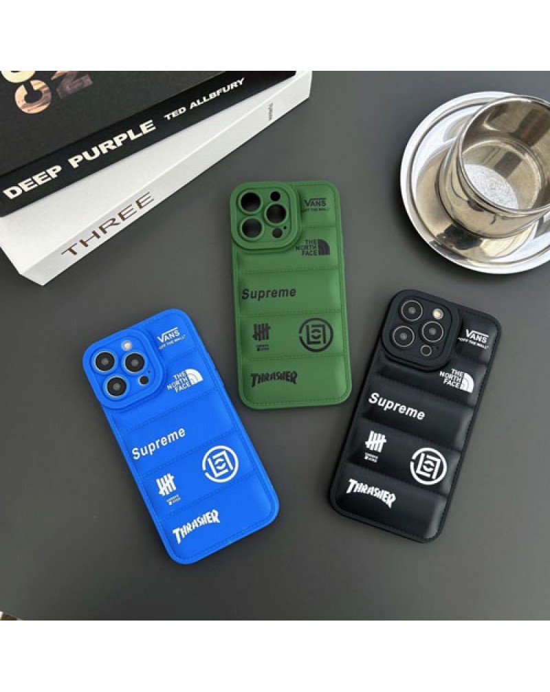 シュプリーム iphone17 pro max/17 airケース個性潮流ステューシーiphone 16 pro/15 pro max保護ケース芸能人愛用supreme x stussy iphone14 pro/13プロ携帯カバー大人気