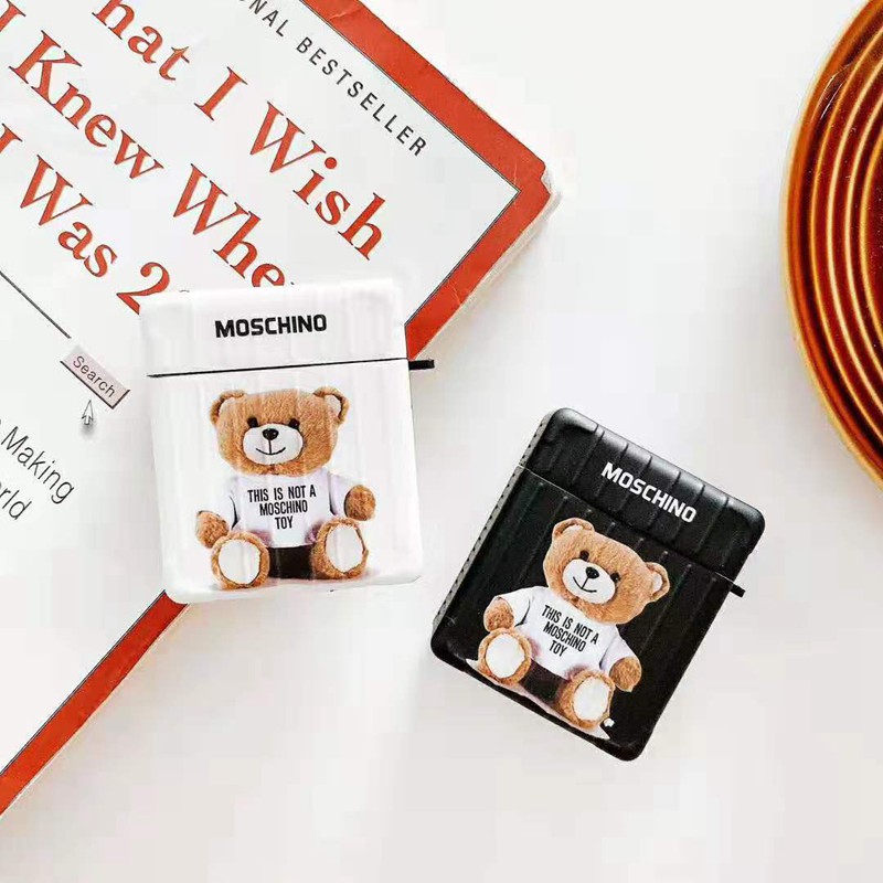 モスキーノ Airpods proケース