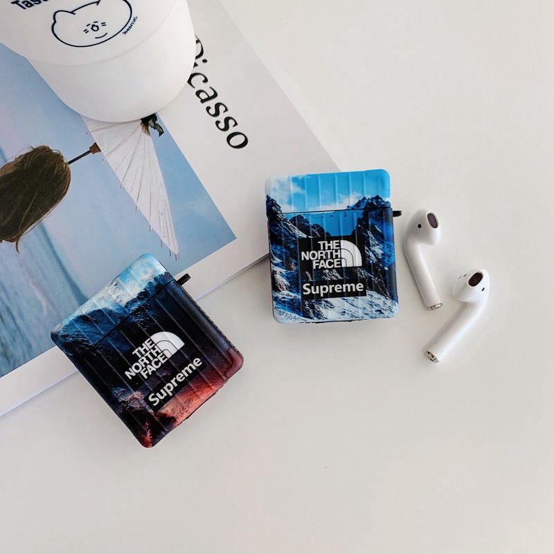 シュプリームノースフェイス Airpods proケース