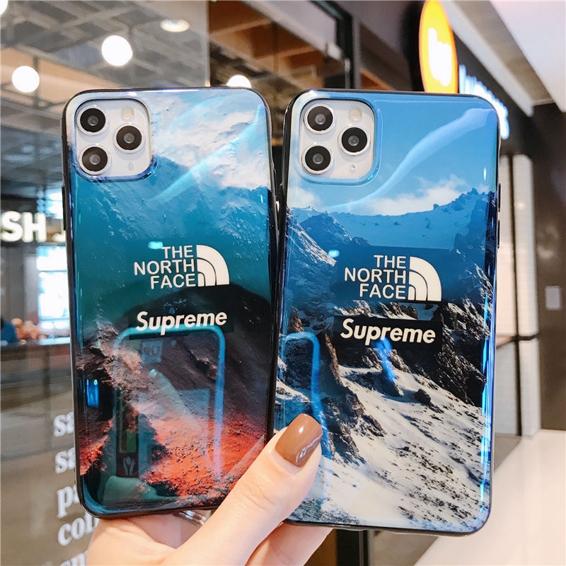 ブランドiphone11/x/8/7 plusケースシュプリーム x ノースフェイスコラボ