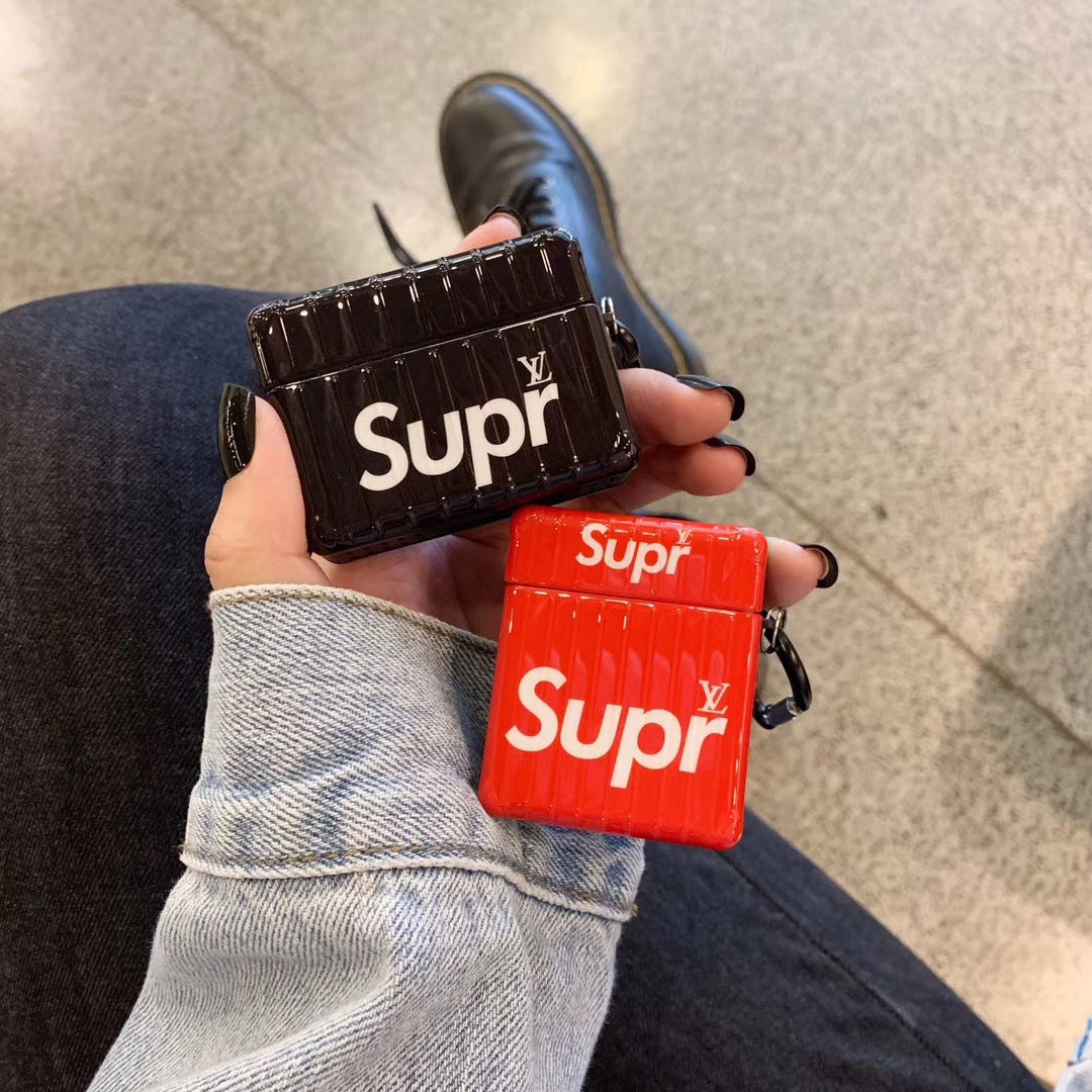 シュプリーム Airpods proケース