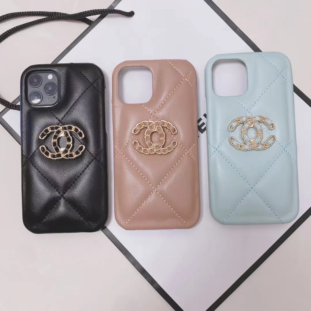 iphone13/13 proケースシャネル