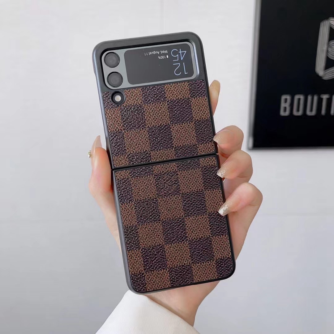 ギャラクシーz flip4/z flip3ケースハイブランド vuitton