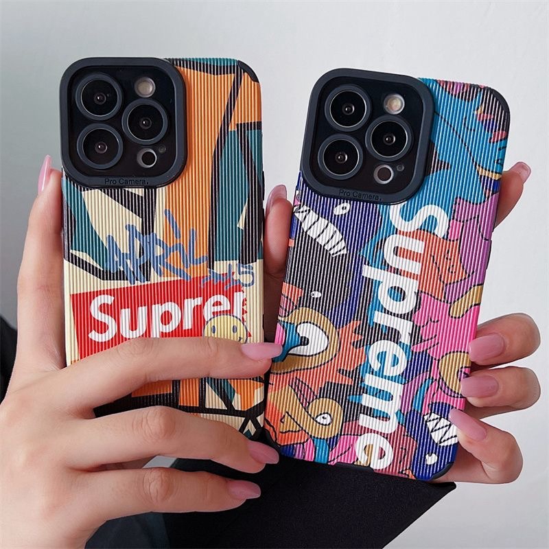 supreme iphone14 proケース芸能人愛用