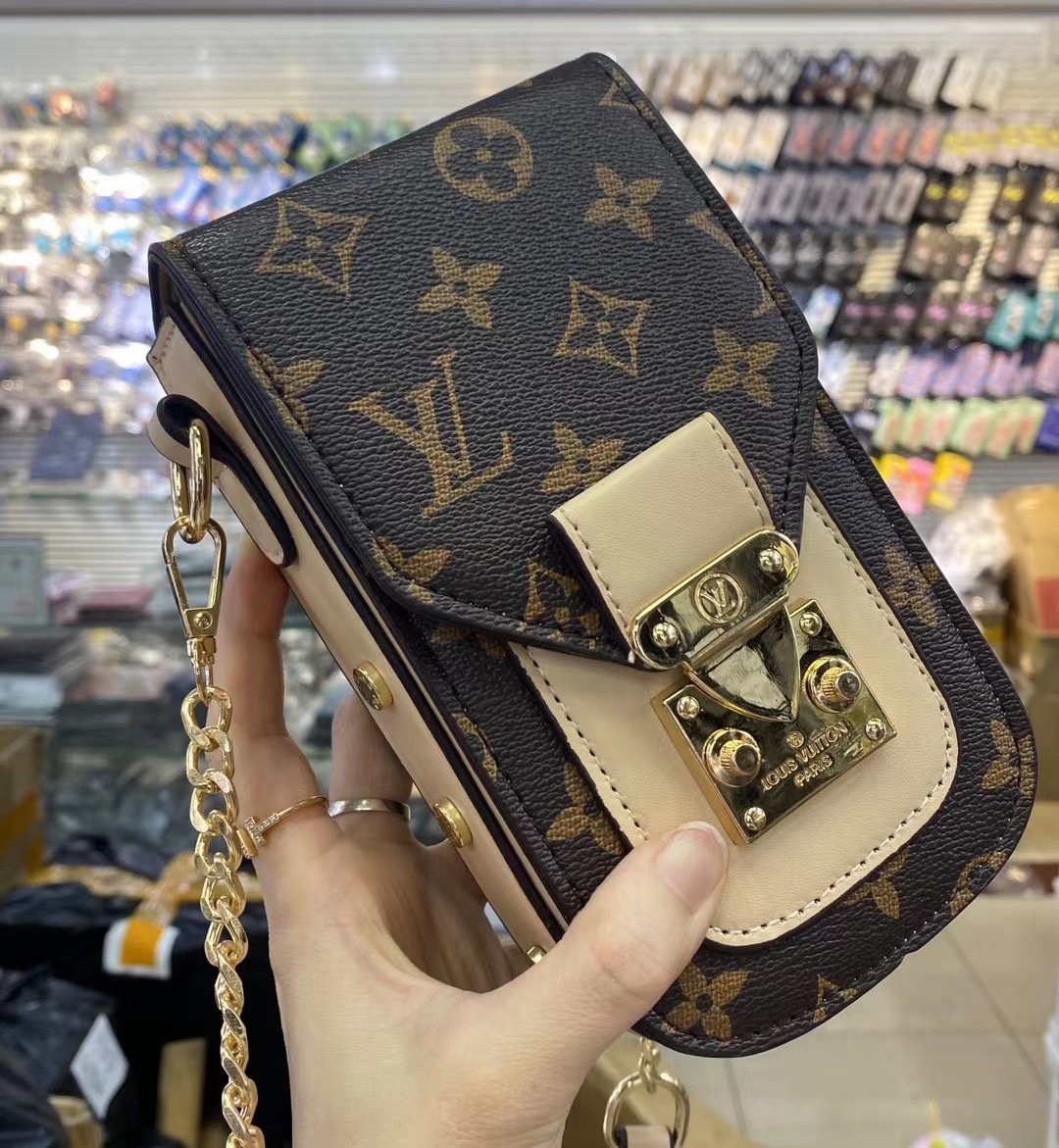 vuitton iphone13 pro/12 pro maxケース高級感