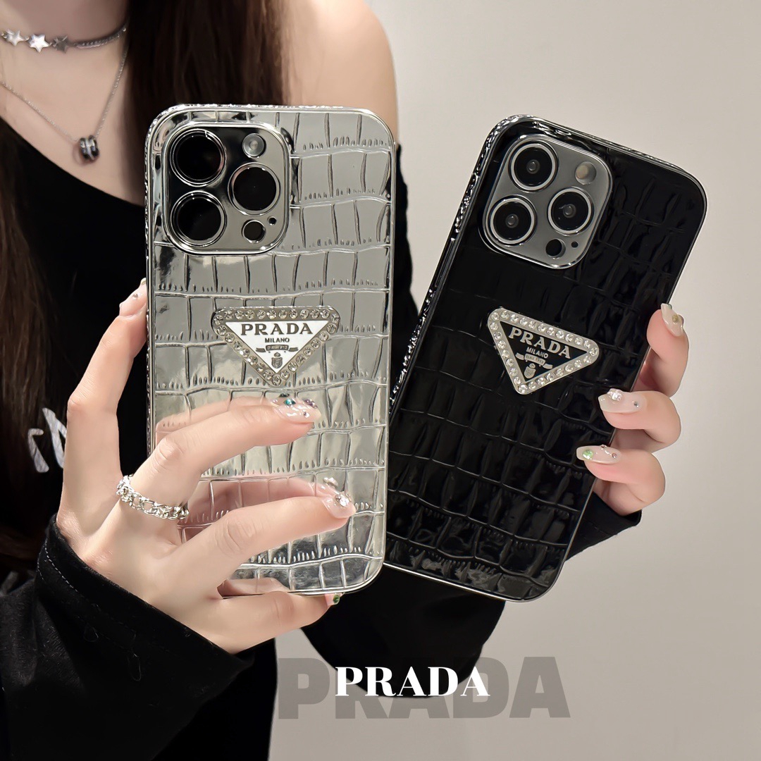prada iphone14plusケースキラキラダイヤモンド