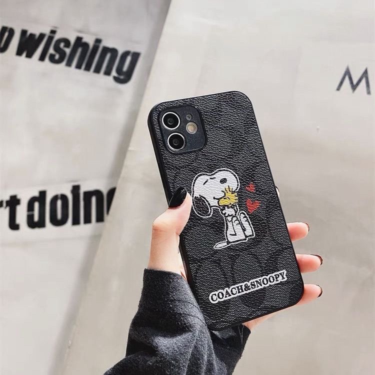 coach iphone12 pro maxカバー高級感