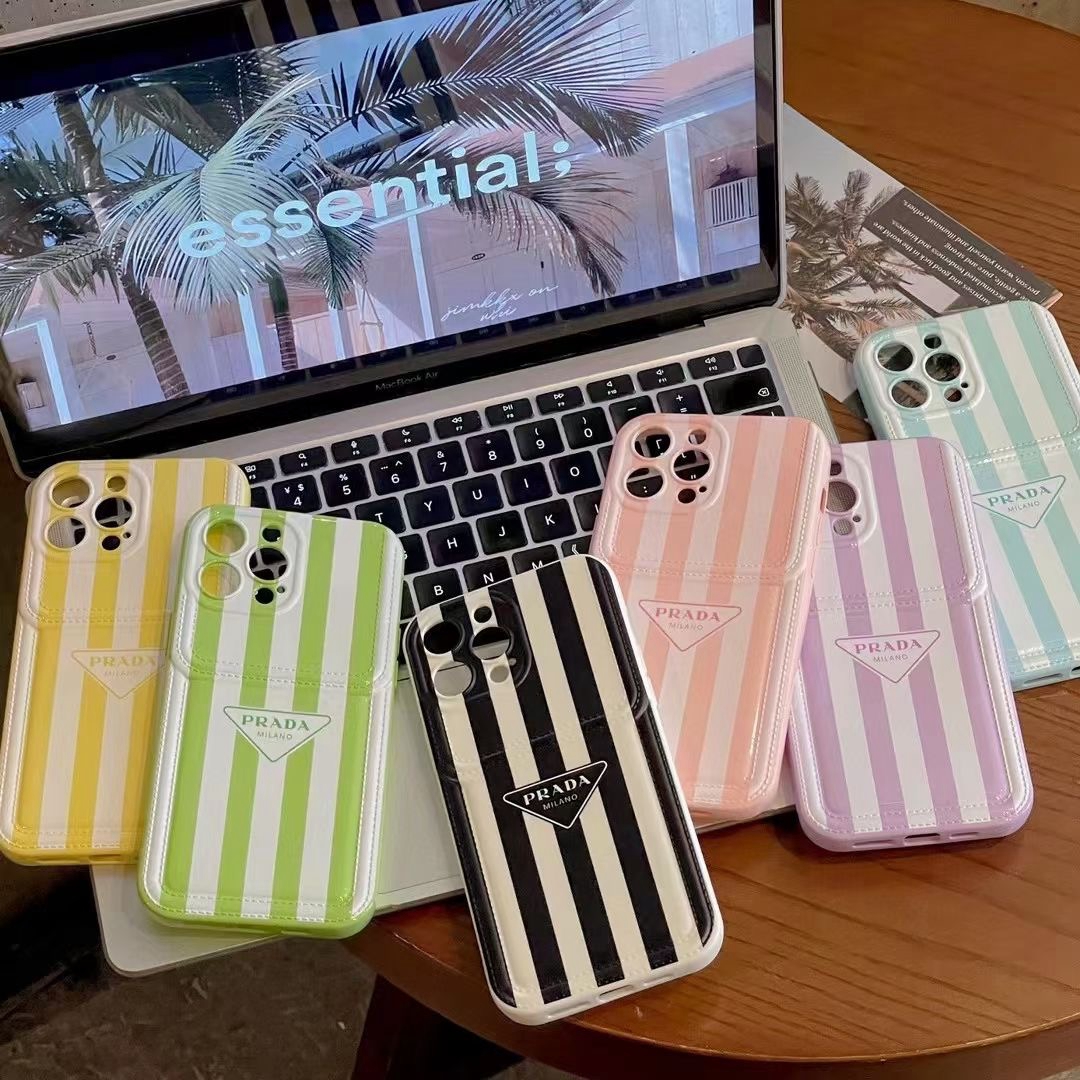 プラダ iphone15 pro max保護ケース