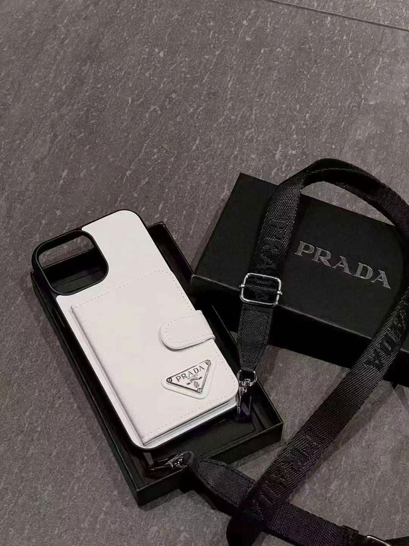プラダ iphone15 pro max保護ケースカード入れ