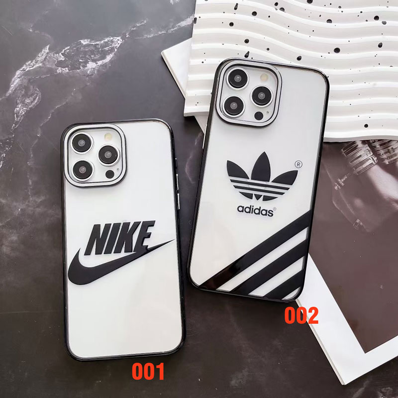 adidas iphone15 proケーススポーツ風