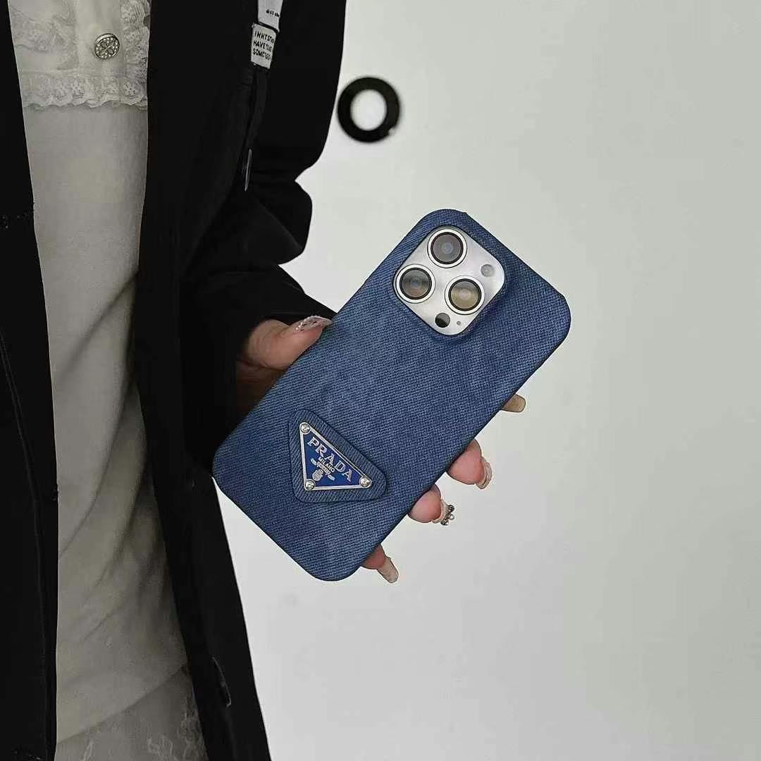 prada iphone15 proケースオシャレ人気