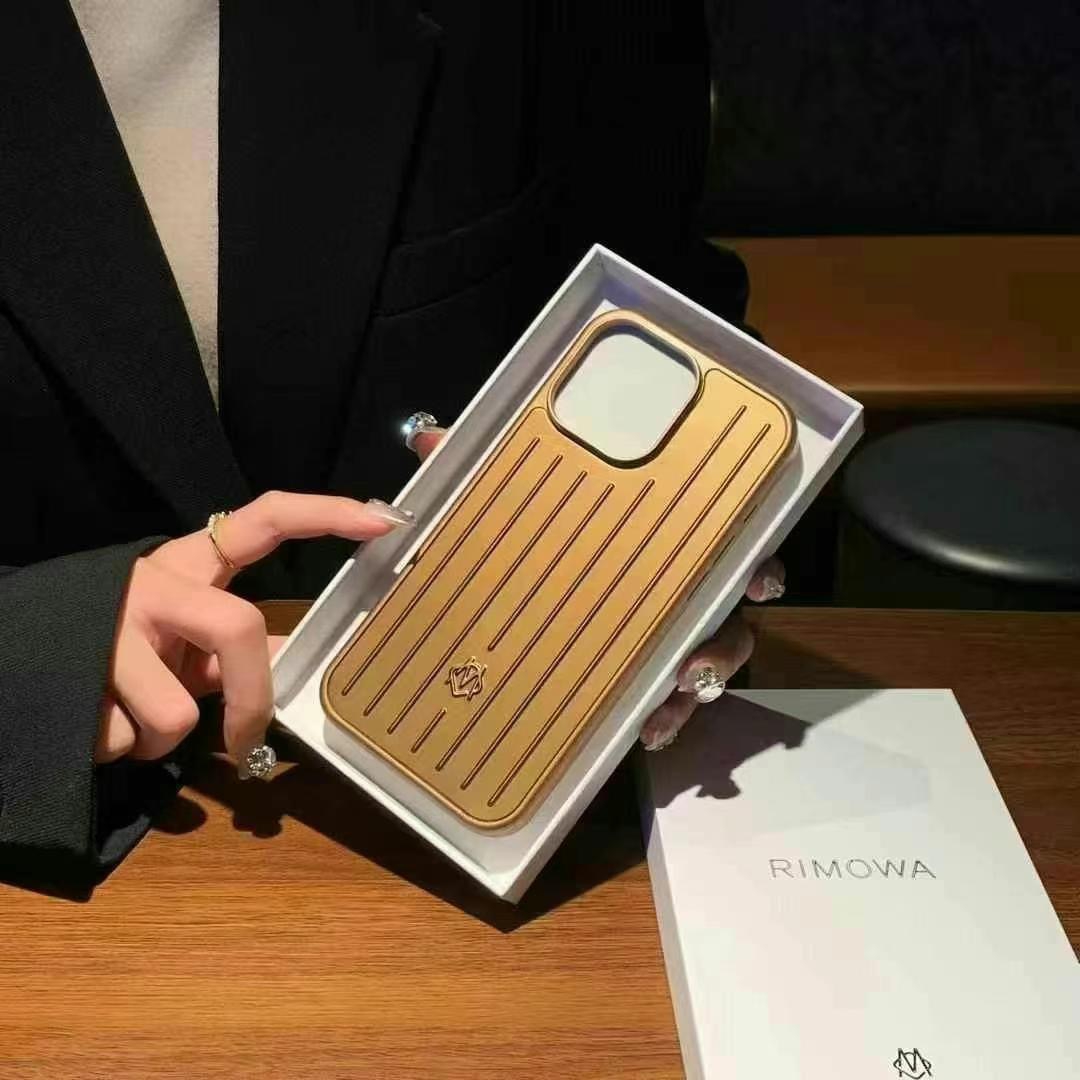 リモワアイフォン16プロマックスケース潮流