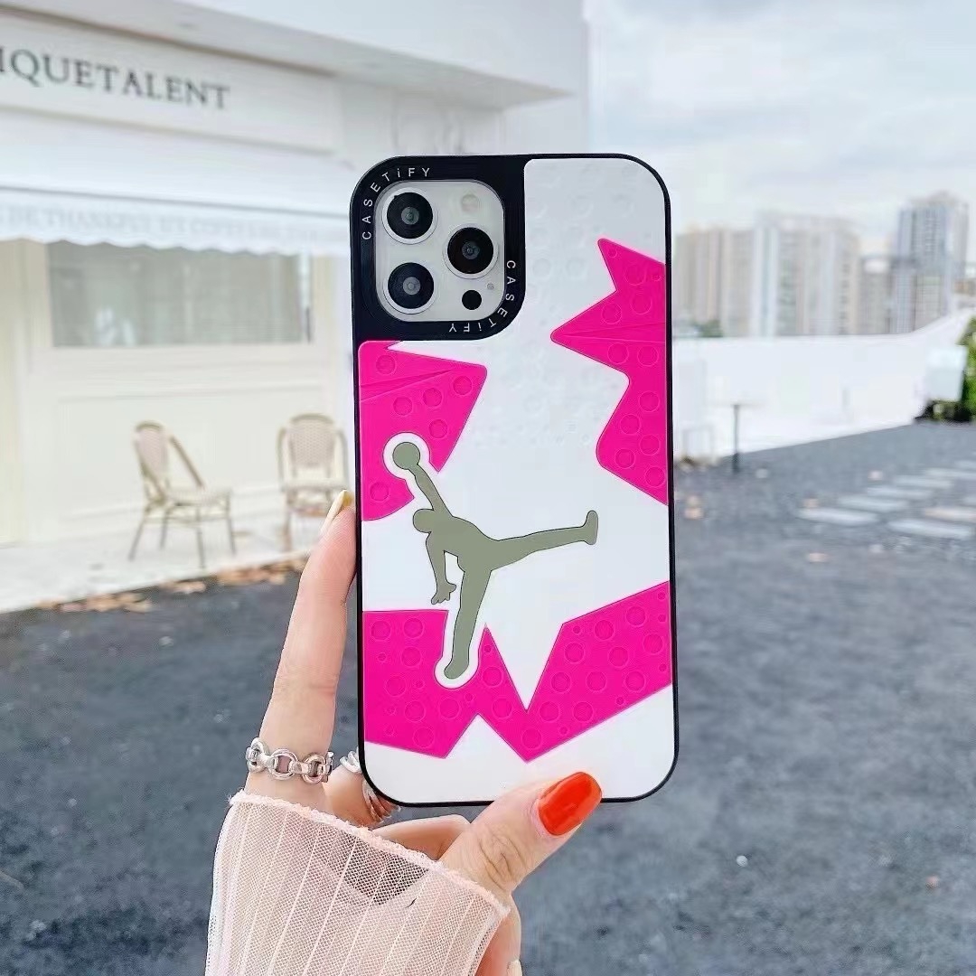 ジョーダン iphone15 pro maxケーススポーツ風