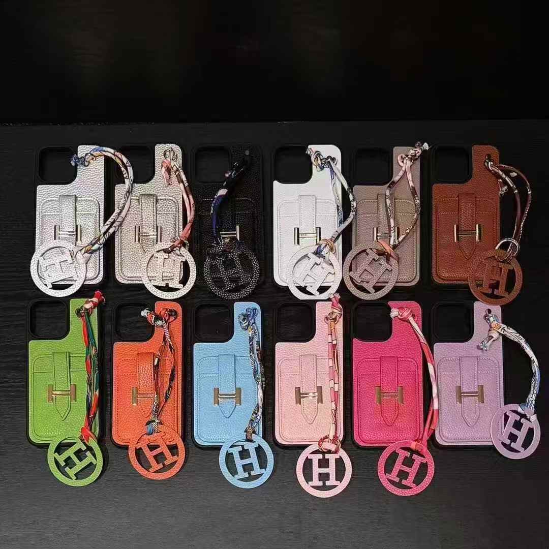 hermes iphone16 pro maxケースカード収納