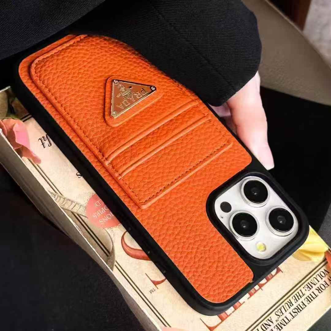 prada iphone15 proカバー超人気